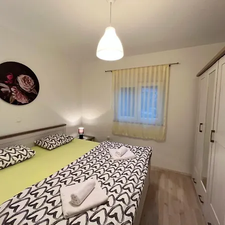 Kuca Za Odmor Bebic, Kremena * 클레크