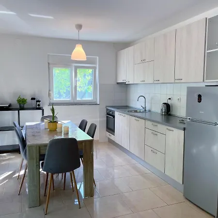 Kuca Za Odmor Bebic, Kremena * 클레크