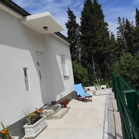 Kuca Za Odmor Bebic, Kremena *