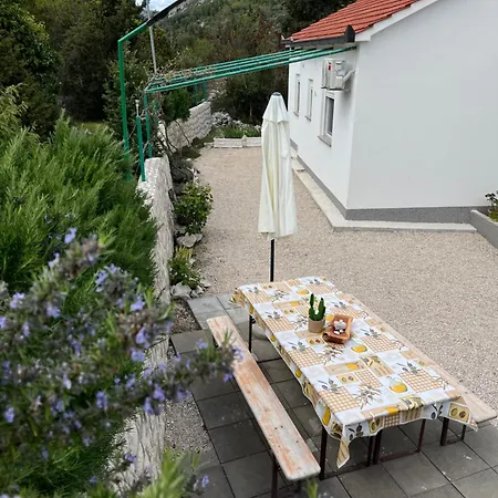Kuca Za Odmor Bebic, Kremena